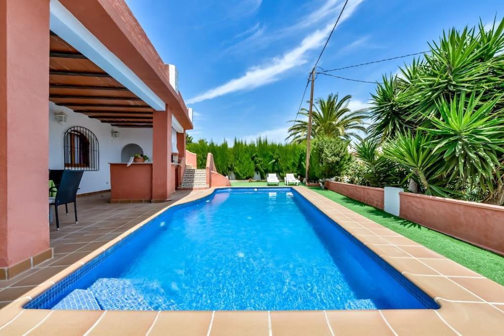 Villas Guzman - Mouna Калпе Екстериор снимка