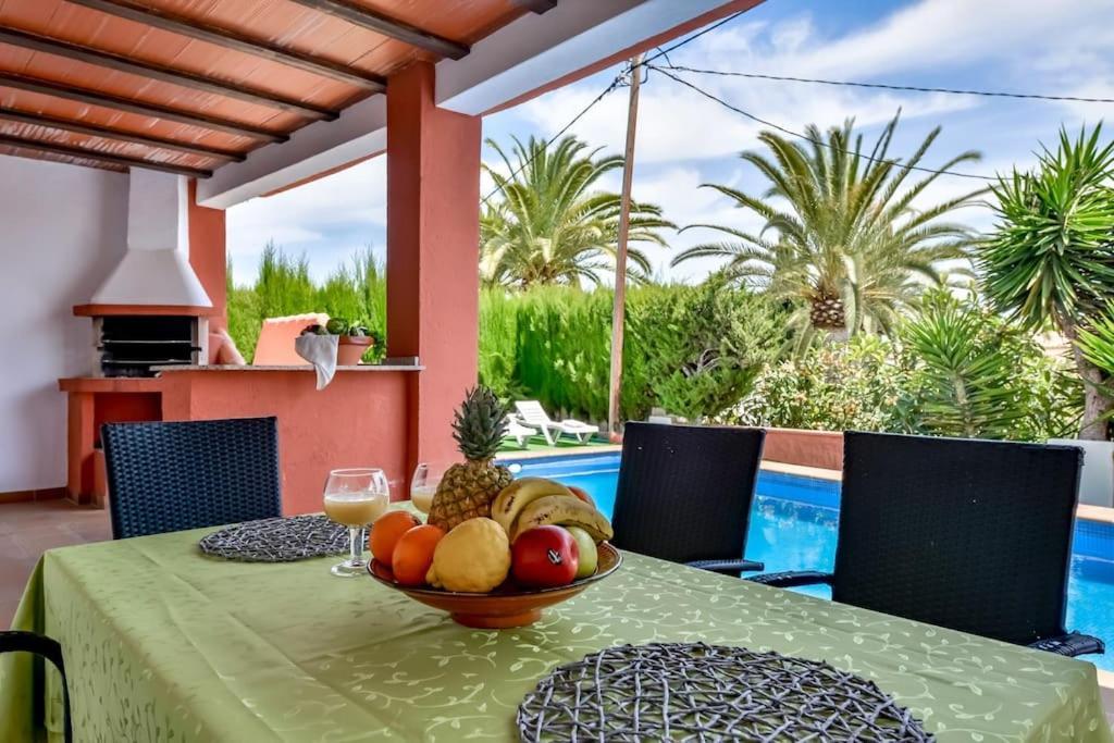 Villas Guzman - Mouna Калпе Екстериор снимка