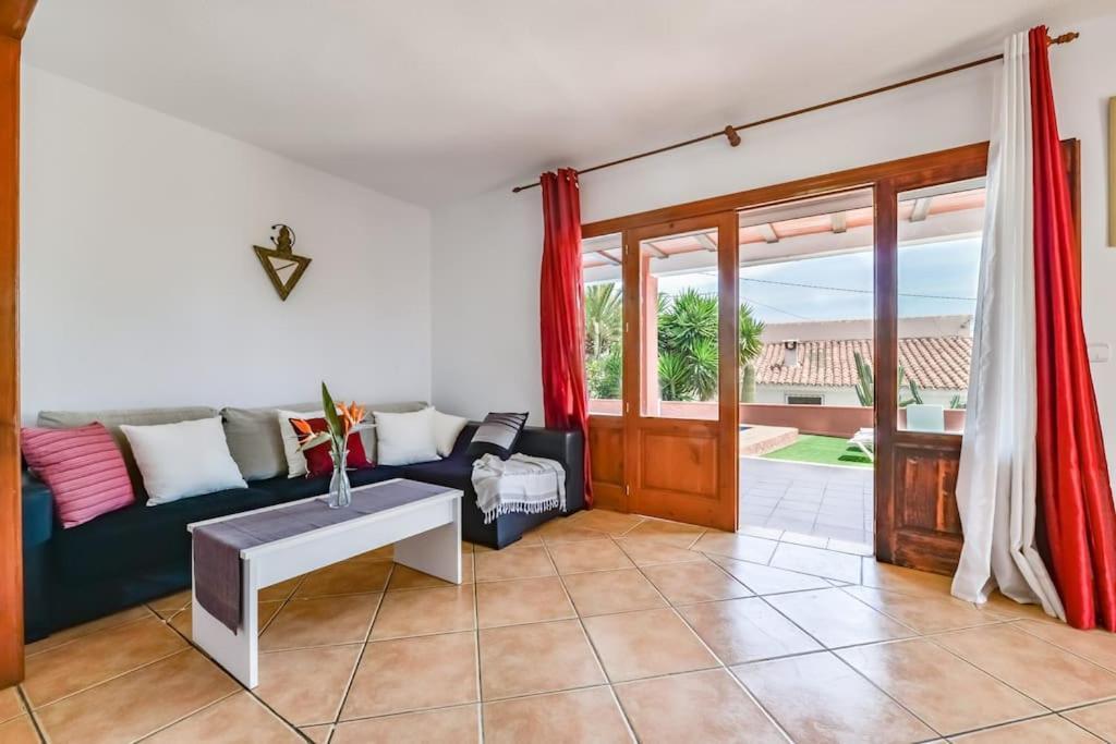 Villas Guzman - Mouna Калпе Екстериор снимка