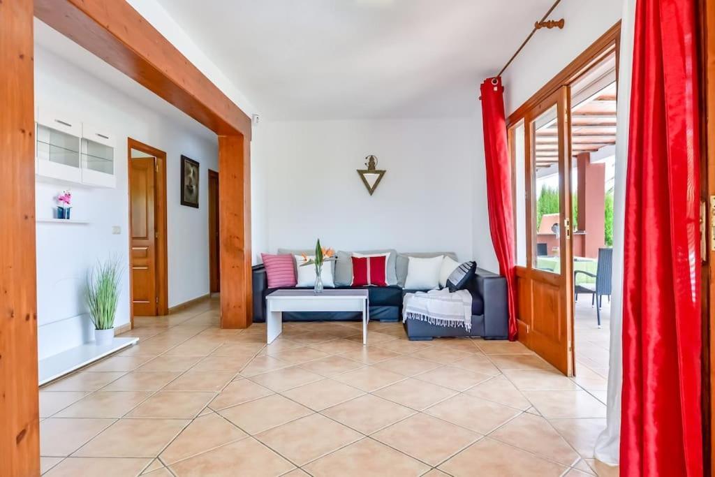 Villas Guzman - Mouna Калпе Екстериор снимка