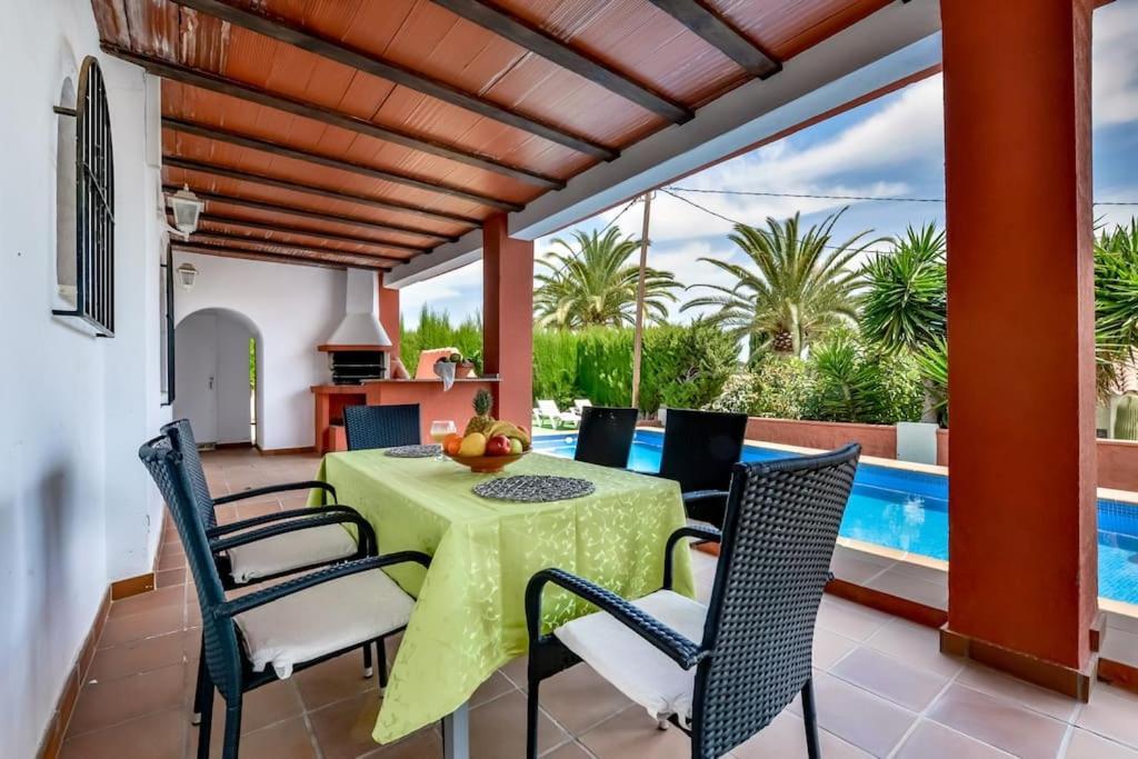 Villas Guzman - Mouna Калпе Екстериор снимка